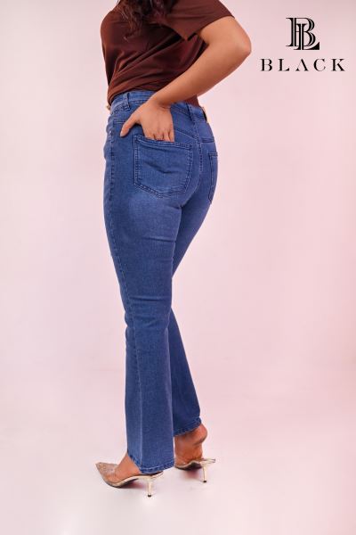 WOMEN'S PREMIUM BOOTCUT JEANS MID BLUE